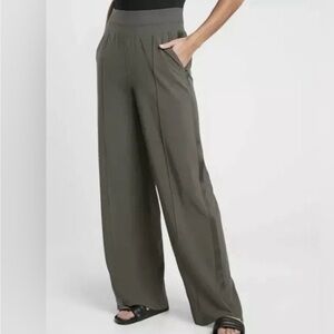 Athleta Nolita Wide Leg Pants Mountain Olive Green Stretch Pull On Womens Sz. 24
